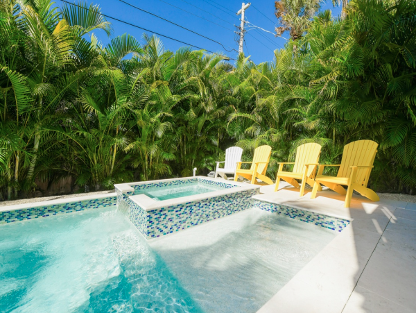 Anna Maria Island Luxury 4 Bedroom plus Loft Home for Rent.