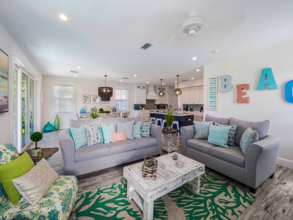 Anna Maria Island Luxury 4 Bedroom plus Loft Home for Rent.