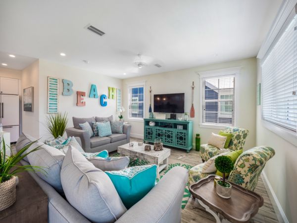 Anna Maria Island Luxury 4 Bedroom plus Loft Home for Rent.