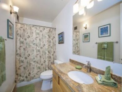 Ocean Views from this Two Bedroom Condo at Kihei Sleeps 6 Ocean Views from this Two Bedroom Condo at Kihei Sleeps 6
