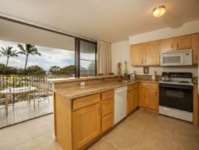 Ocean Views from this Two Bedroom Condo at Kihei Sleeps 6 Ocean Views from this Two Bedroom Condo at Kihei Sleeps 6
