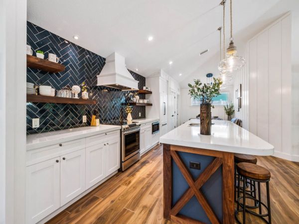 Siesta Key Luxury Pool Vacation Home NEW ARRIVAL