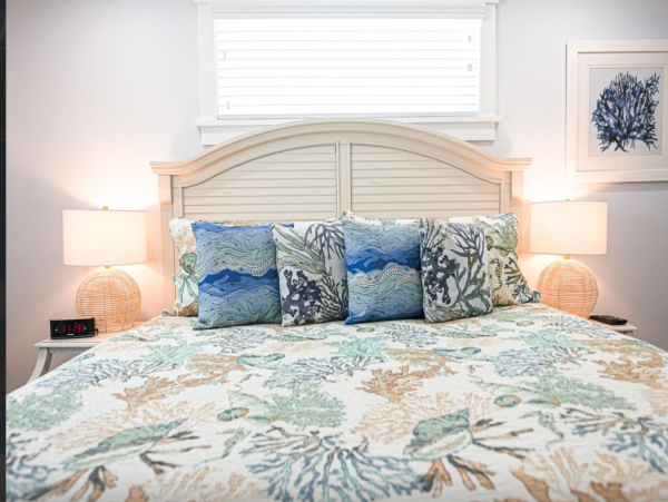 Siesta Key Luxury Pool Vacation Home NEW ARRIVAL