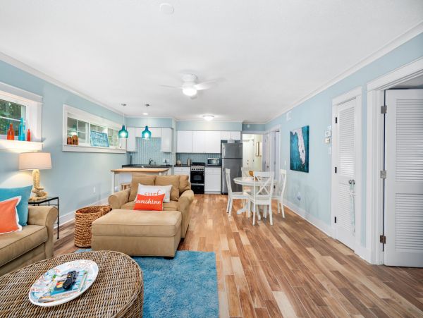 Anna Maria Luxury Five Bedroom Rental Sleeps 8 Walk To Beach