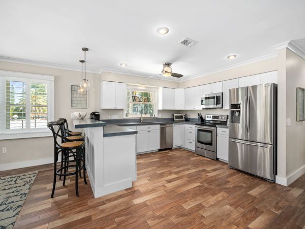 Anna Maria Luxury Five Bedroom Rental Sleeps 8 Walk To Beach