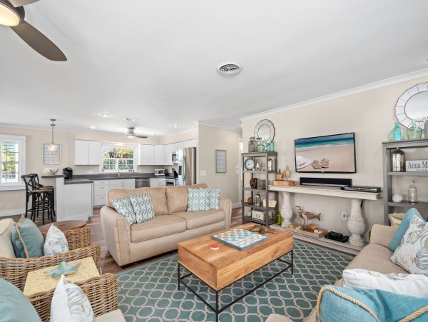 Anna Maria Luxury Five Bedroom Rental Sleeps 8 Walk To Beach