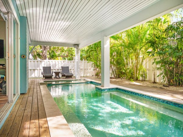 Anna Maria Luxury Five Bedroom Rental Sleeps 8 Walk To Beach