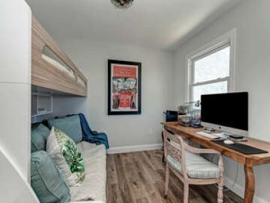 Only a Minute to the Beach Anna Maria Vacation Luxury Home