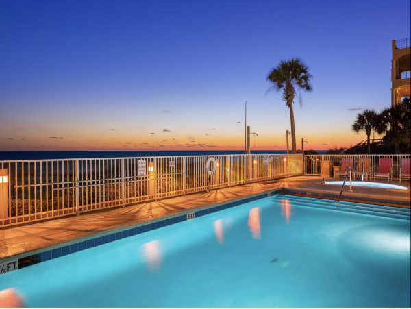 Destin Beach Vacation Condo Full Gulf View - Sleeps 6