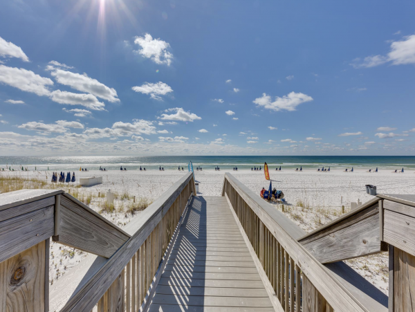 Destin Beach Vacation Condo Full Gulf View - Sleeps 6