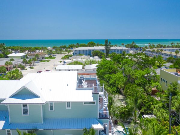Luxury Seven Bedroom Vacation Rental Home on Lido Key