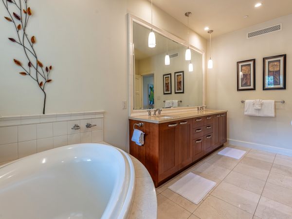 Maui Ocean-View Villa   3-Bedroom Luxury Townhome