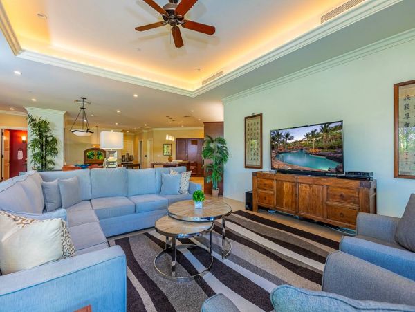 Walk to Beach Condo in Wailea Three Bedrooms
