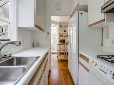San Diego Two Bedroom Home Sleeps Seven Just Steps to Beach