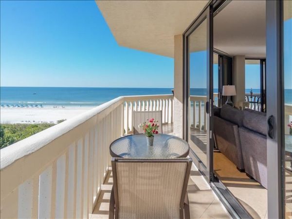 Gulf Front Marco Island Three Bedroom