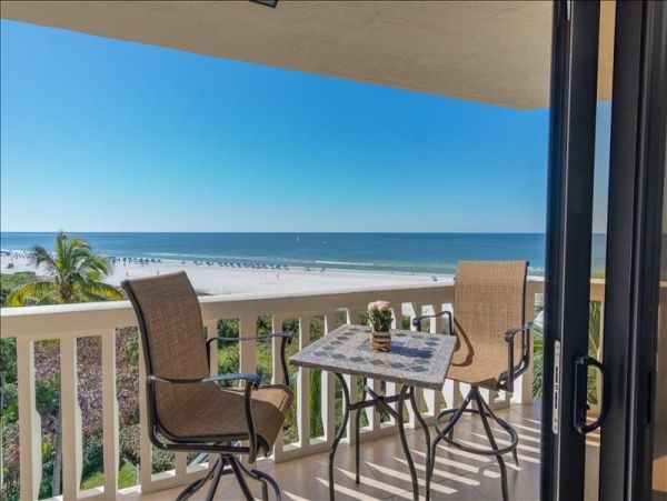 Gulf Front Marco Island Three Bedroom