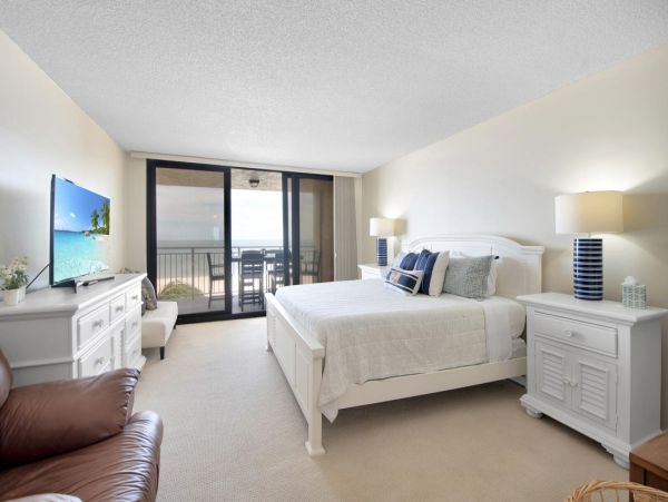 Gulf Front Marco Island Three Bedroom