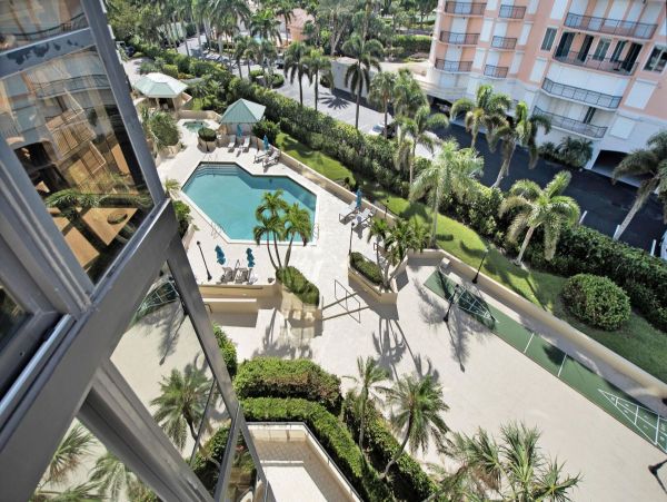 Gulf Front Marco Island Three Bedroom