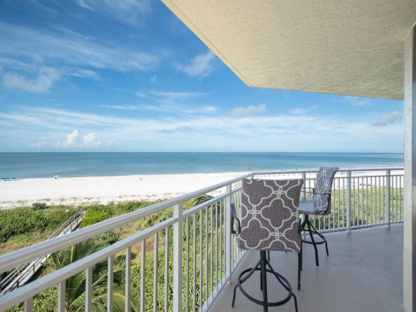 Gulf Front Marco Island Three Bedroom