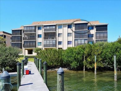 Longboat Key Bay View Vacation Condo, Walk to Beach