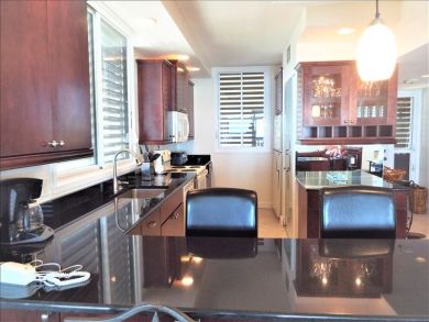 Longboat Key Vacation Condo 2 Bedrooms with Full Gulf Views
