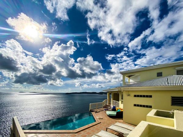 St. Thomas Ocean Front Vacation Home - 6 Bedrooms