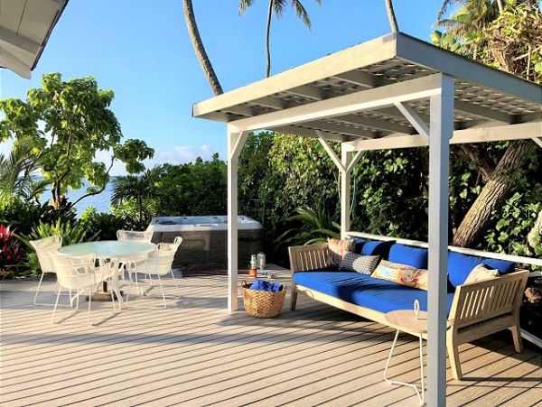 Honolulu 4 Bedroom Beach Front Vacation Home