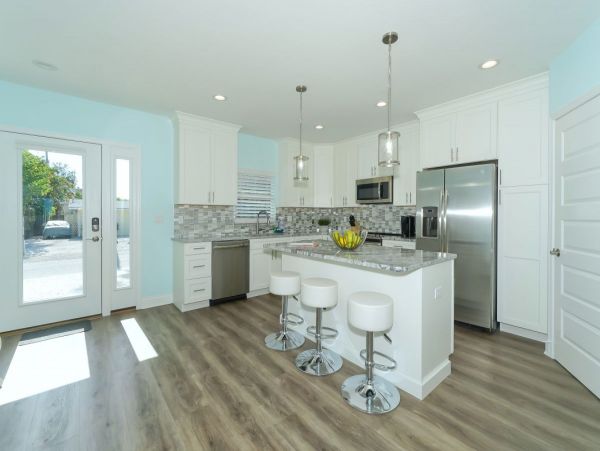 Luxury 4 Bedroom Villa on the Beach on Anna Maria Sleeps 8