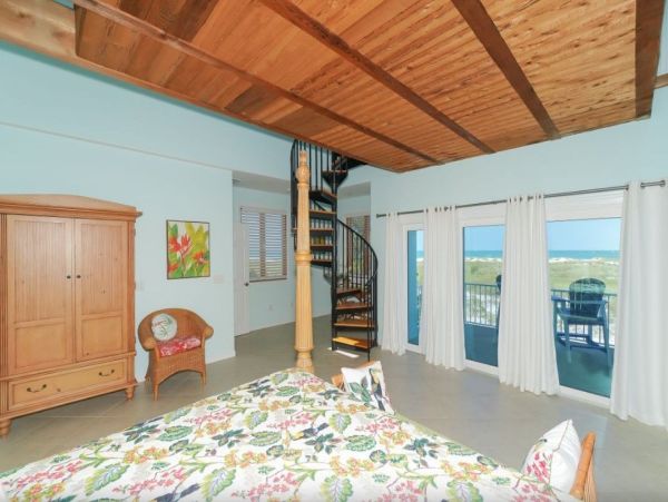 Luxury 4 Bedroom Villa on the Beach on Anna Maria Sleeps 8