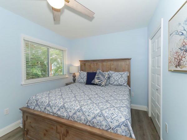 Luxury 4 Bedroom Villa on the Beach on Anna Maria Sleeps 8