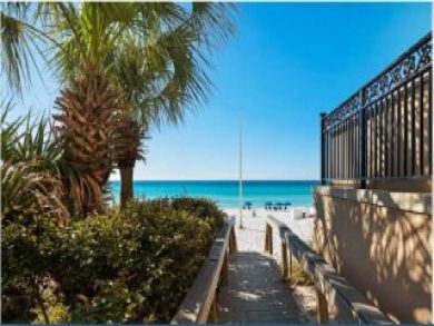 Destin Luxury 3 Bedroom Vacation Home with Private Pool