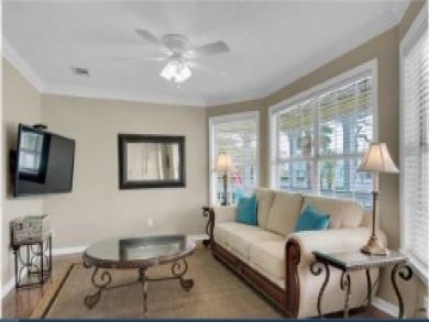 Destin Luxury 3 Bedroom Vacation Home with Private Pool