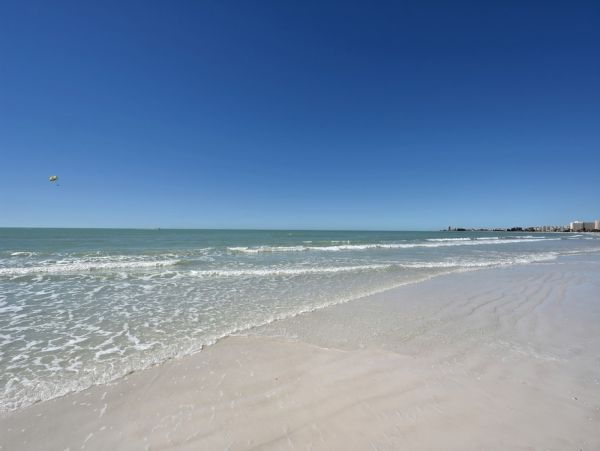 Siesta Key Luxury Vacation Rental - Florida Beachfront Family Villa