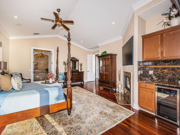 Treasure Island Beachfront Vacation Rental Luxury 5-Bedroom Gulf Coast Home with Pool