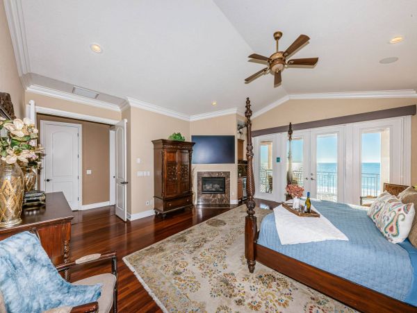 Treasure Island Beachfront Vacation Rental Luxury 5-Bedroom Gulf Coast Home with Pool