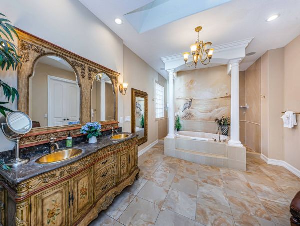 Treasure Island Beachfront Vacation Rental Luxury 5-Bedroom Gulf Coast Home with Pool