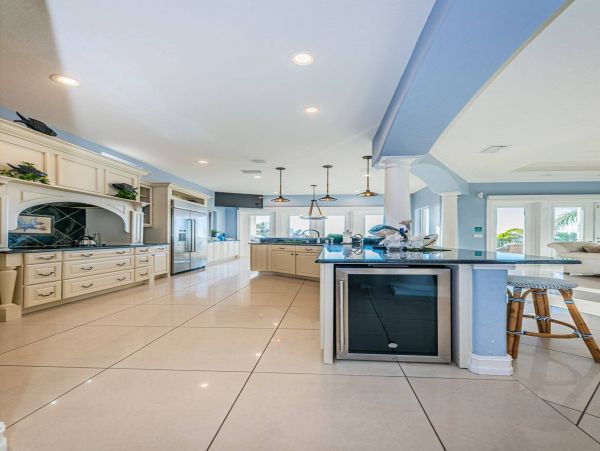 Treasure Island Beachfront Vacation Rental Luxury 5-Bedroom Gulf Coast Home with Pool
