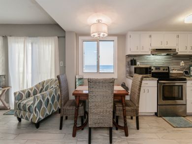 Panama City Vacation Home Sleeps Eight Guests.