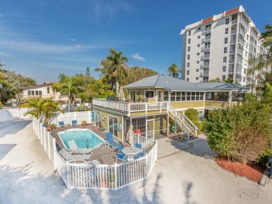 Great Value Fort Myers Beachfront Vacation Home Sleeps 10