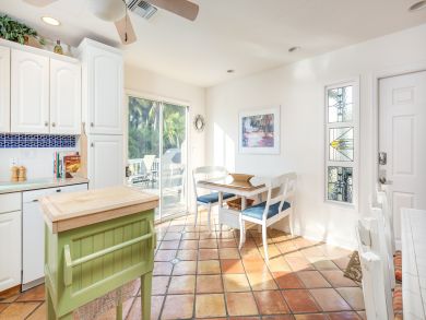 Great Value Fort Myers Beachfront Vacation Home Sleeps 10