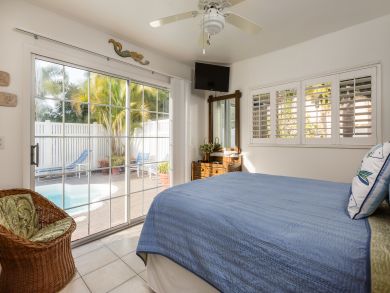 Great Value Fort Myers Beachfront Vacation Home Sleeps 10