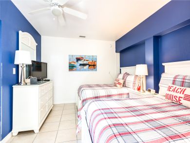 Great Value Fort Myers Beachfront Vacation Home Sleeps 10