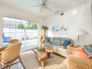 Great Value Fort Myers Beachfront Vacation Home Sleeps 10