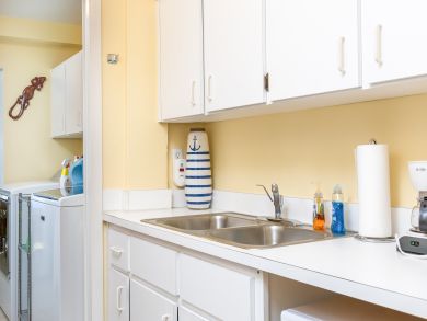 Great Value Fort Myers Beachfront Vacation Home Sleeps 10