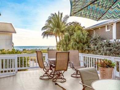 Great Value Fort Myers Beachfront Vacation Home Sleeps 10
