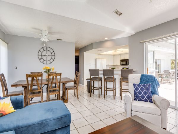 Spacious Canal View Home with 3 Bedrooms & Private Pool