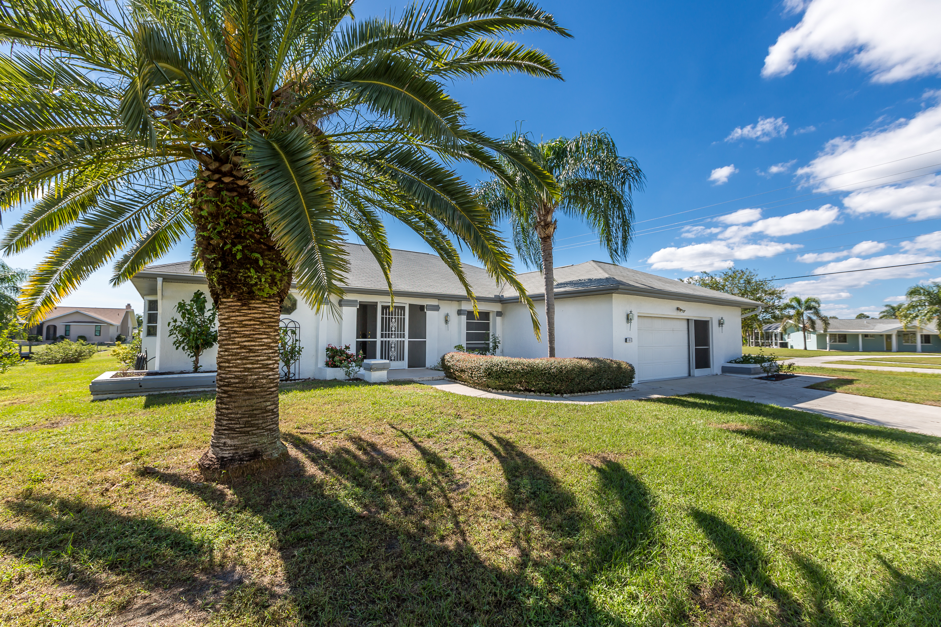 Spacious Canal View Home with 3 Bedrooms & Private Pool