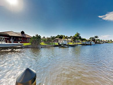 Cape Coral Home 916763