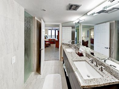 Fort Myers Condo 916774