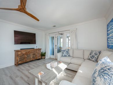 Destin Home 916782